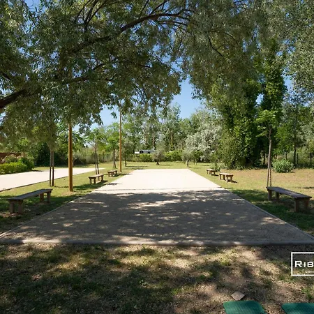 Riboleys T4 Mit Klima&pool 400 M Vom Apartment Vias