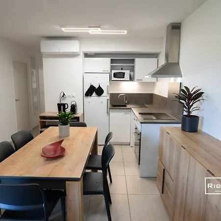 Apartment Riboleys T4 Mit Klima&pool 400 M Vom *