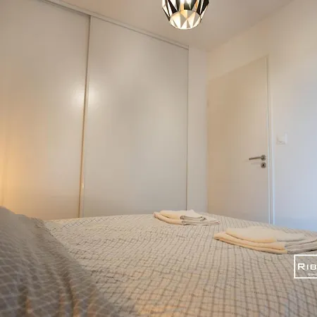 Apartment Riboleys T4 Mit Klima&pool 400 M Vom Vias