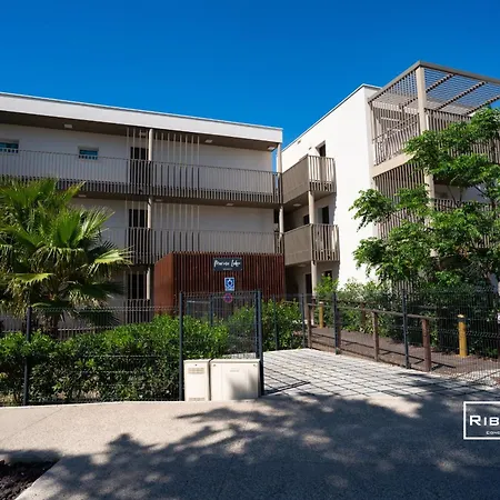 Riboleys T4 Mit Klima&pool 400 M Vom Vias